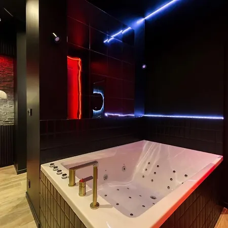 Deluxe - Jacuzzi